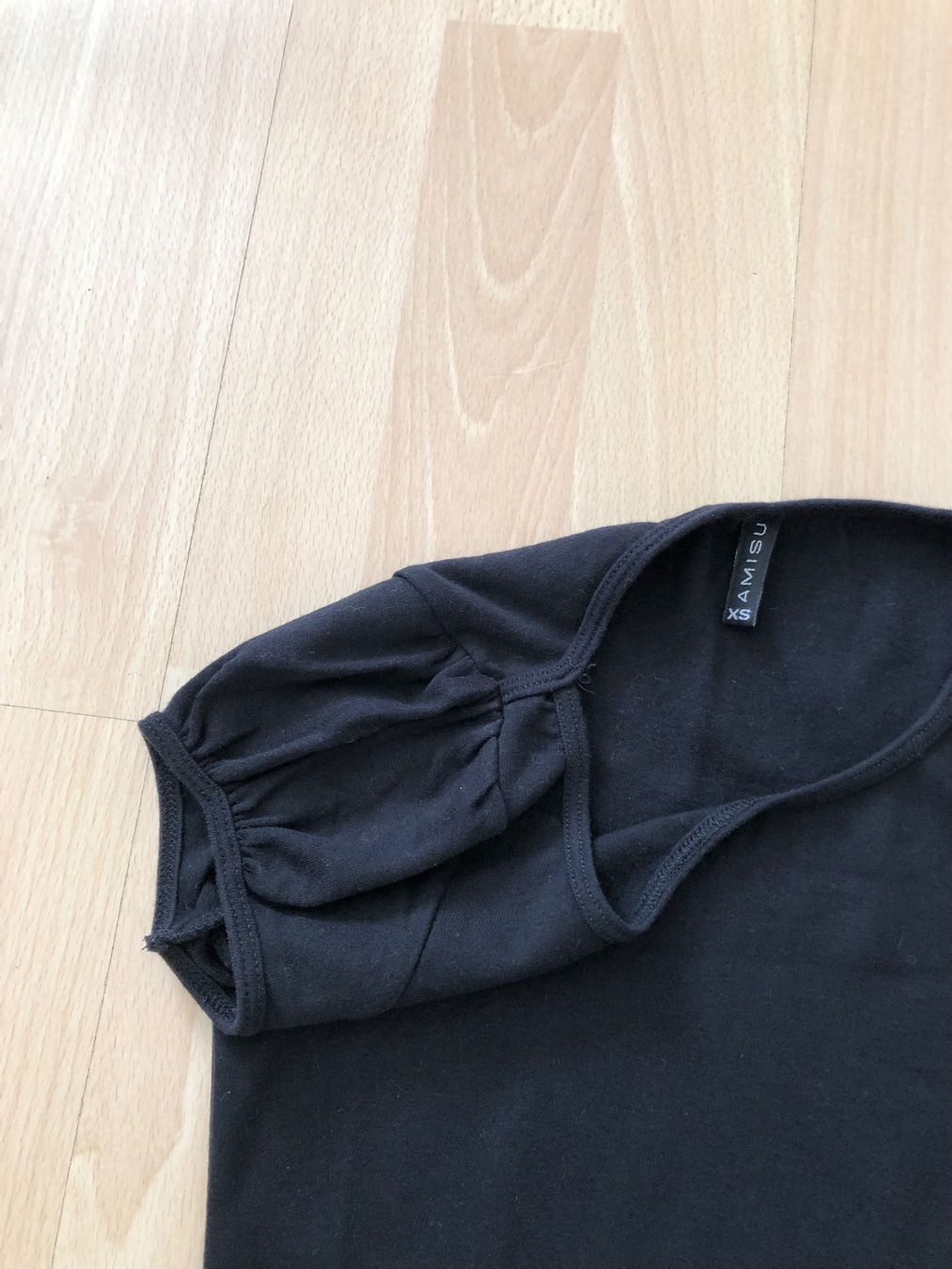 T-shirt: Amisu Shirt Gr.XS – Nuovo (secondo la descrizione) da Chur venduto da vicky7 3