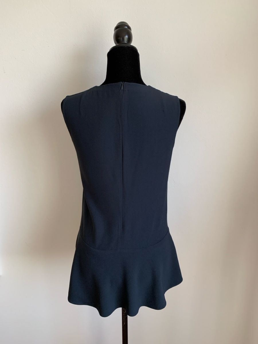 Akris Camicette: AKRIS: Elegante dunkelblaue Kurzarm-Bluse, 36 – Usato da Luzern venduto da paulablue 2