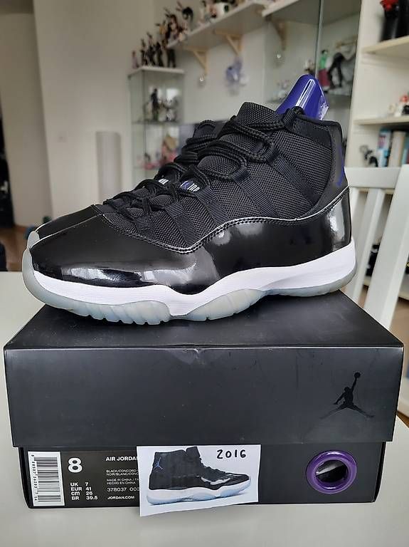 Scarpe da uomo: Nike Air Jordan 11 "Space Jam" 2016 – Usato da Windisch venduto da Xabeba