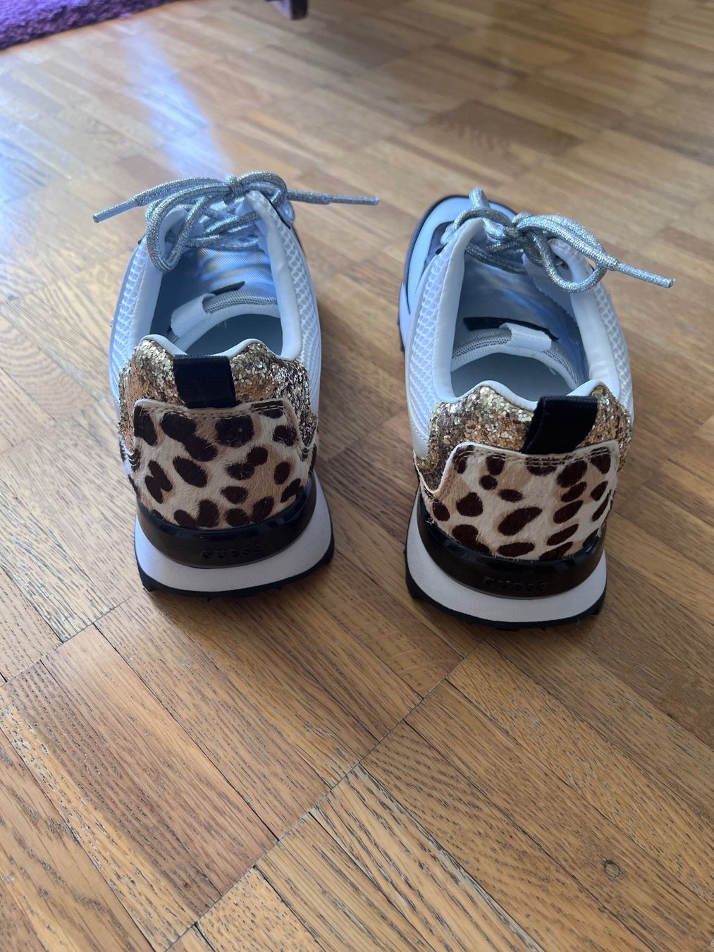 Guess Scarpe da donna: Guess schuhe Neu – Nuovo (secondo la descrizione) da Root venduto da Fashionhomeandmore 3