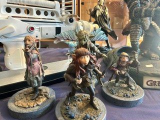 Statuette: The Dark Crystal 4 Set Netflix – Usato da Giebenach venduto da Samlaika
