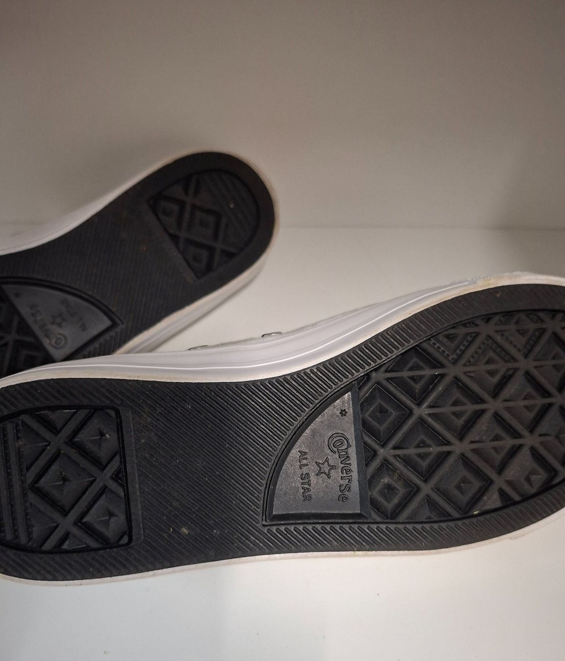 Converse Scarpe da donna: Converse All Star Sneaker Gr. 37 – Nuovo (secondo la descrizione) da hombrechtikon venduto da Marijo 2