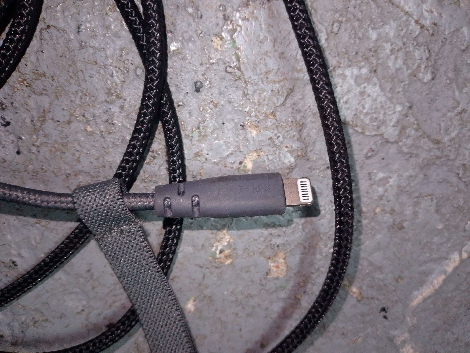 Apple Cavi: 2 apple mac Lightning USB Kabel schwarz gebraucht – Usato da Eschenbach SG venduto da sternen4 3