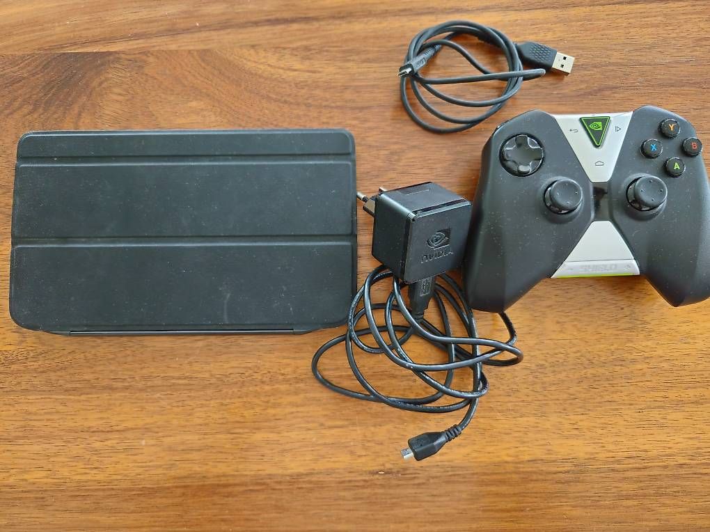 Tablettes PC: NVIDIA Shield Mega-Bundle: Shield TV (2017)+Tablet K1+Joypad – D'occasion à Ebikon par swi_j5cw 4