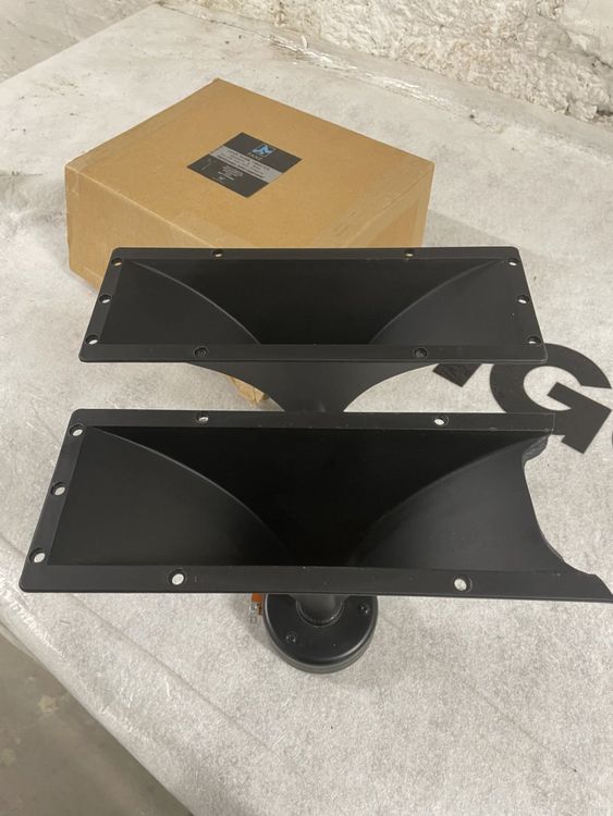 Fane J104R Horn Tweeter (1x intakt, 1x Gehäuse beschädigt) (Gebraucht ...