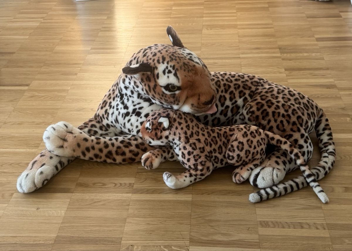 Giocattoli: XXL Leopard Mutter mit Baby – Usato da Schwerzenbach venduto da schwerzi70