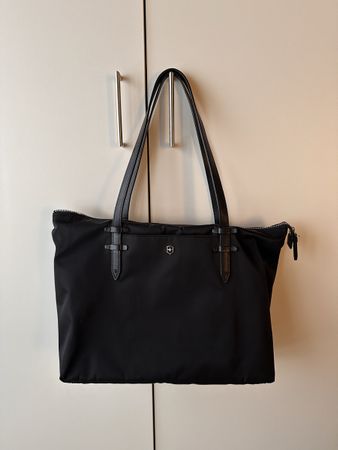 Viktorinox Victoria 2.0 Deluxe Business tote bag