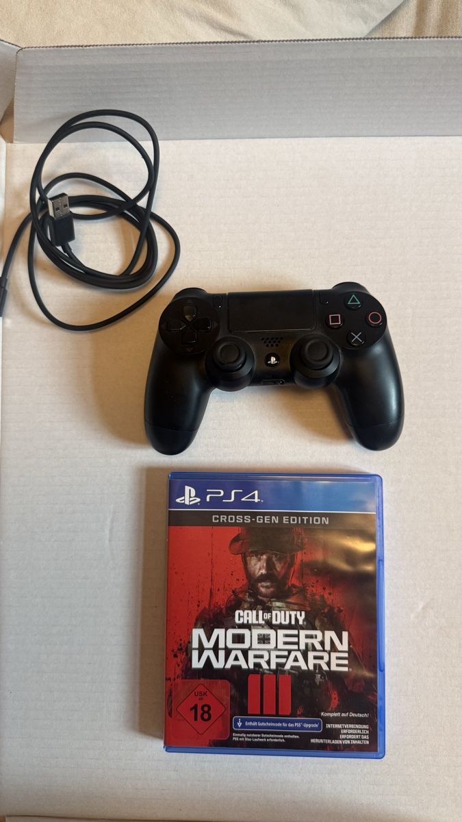 Sony Consoles: PS4 Playstation 4 CUH-1116A + Controller + COD MW3 – D'occasion à Zürich par monte_carlo 1