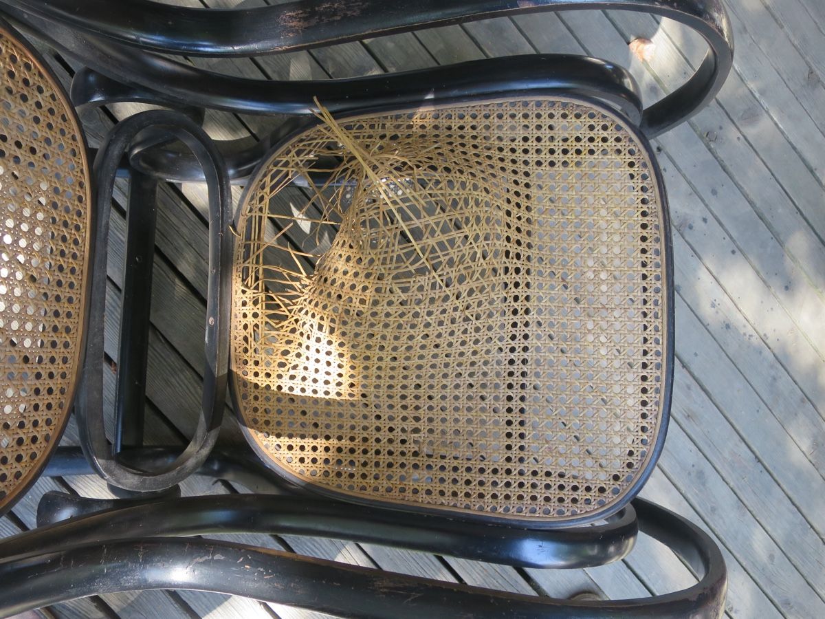 Thonet Chaises: Schaukelstuhl Thonet - Defekt – Défectueux à Diepoldsau par VanGammeln 5