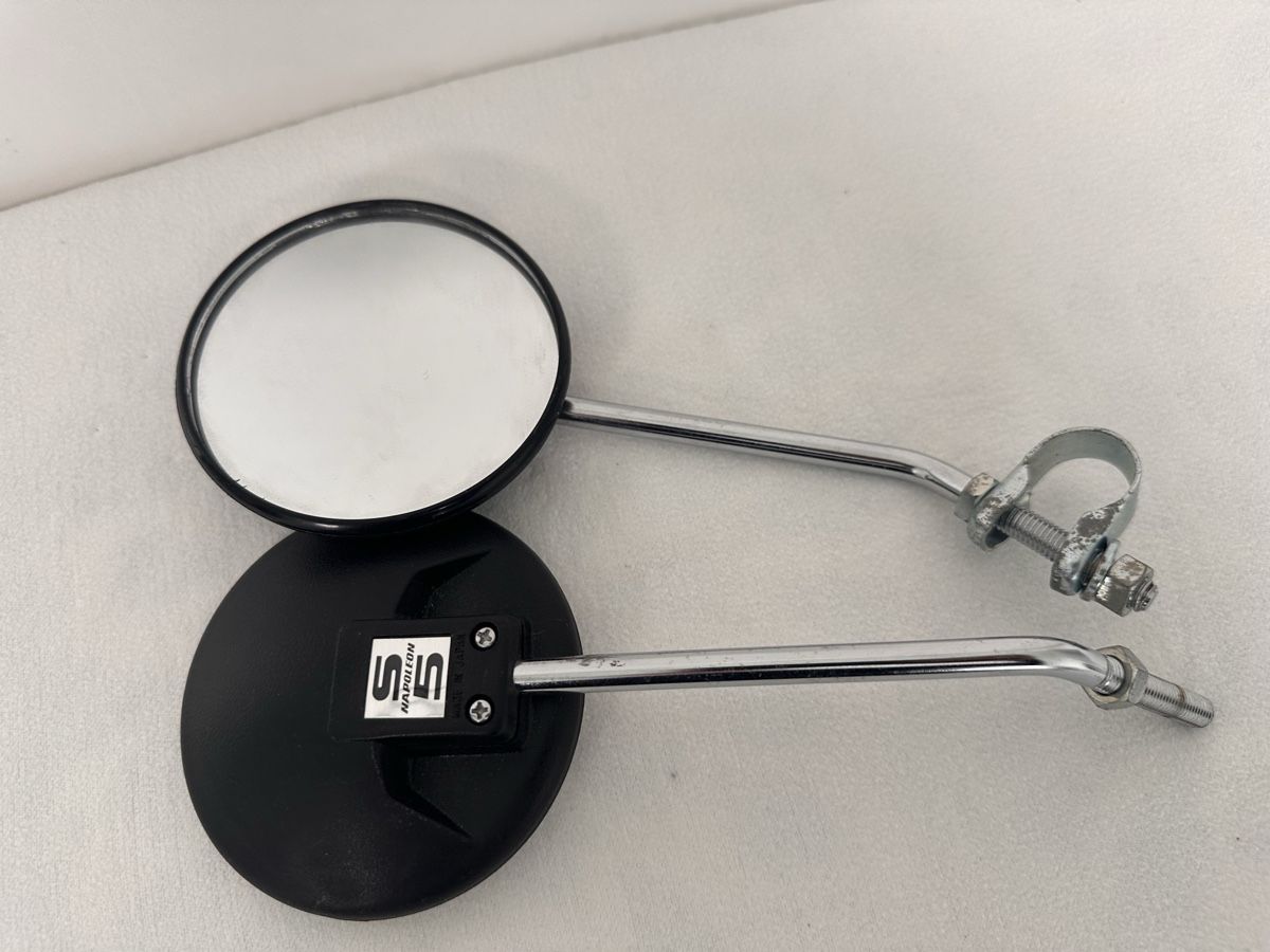 Tutti i ricambio per moto: Classic Napoleon Bar End Mirrors - Motorcycle Accessories – Usato da Elsau venduto da MANWITHVAN