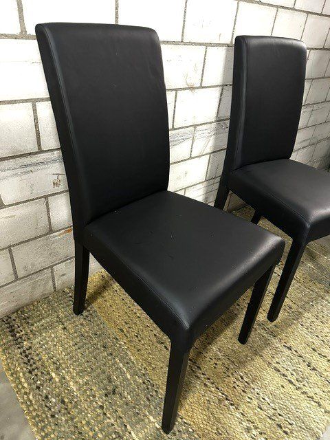 Chaises: zWei  StühLe – D'occasion à Winkel par zeho