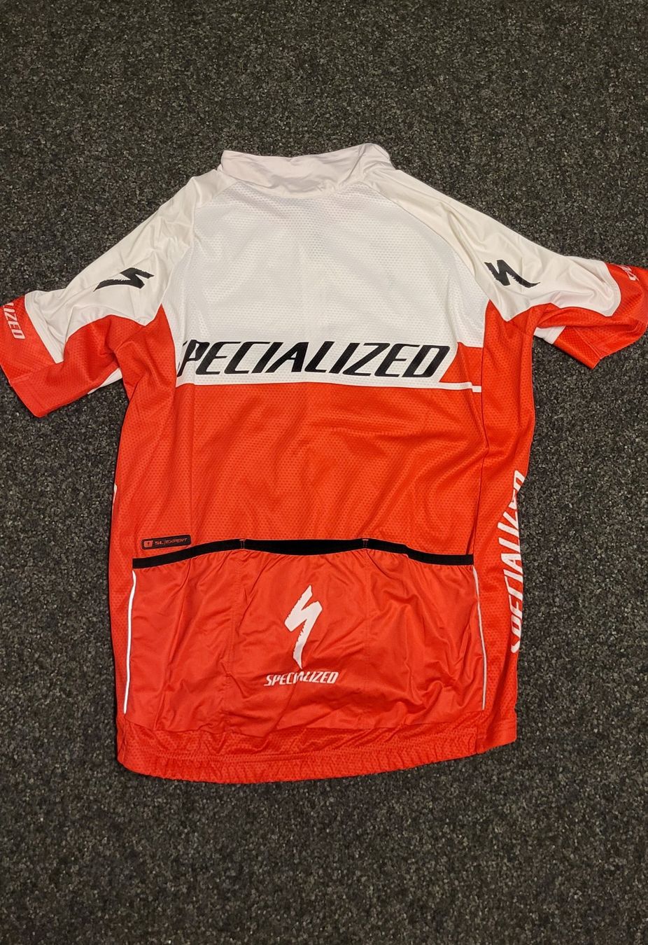 Specialized Leibchen & Hosen: Specialized Expert Jersey, Grösse M – Gebraucht aus Kirchlindach von  1
