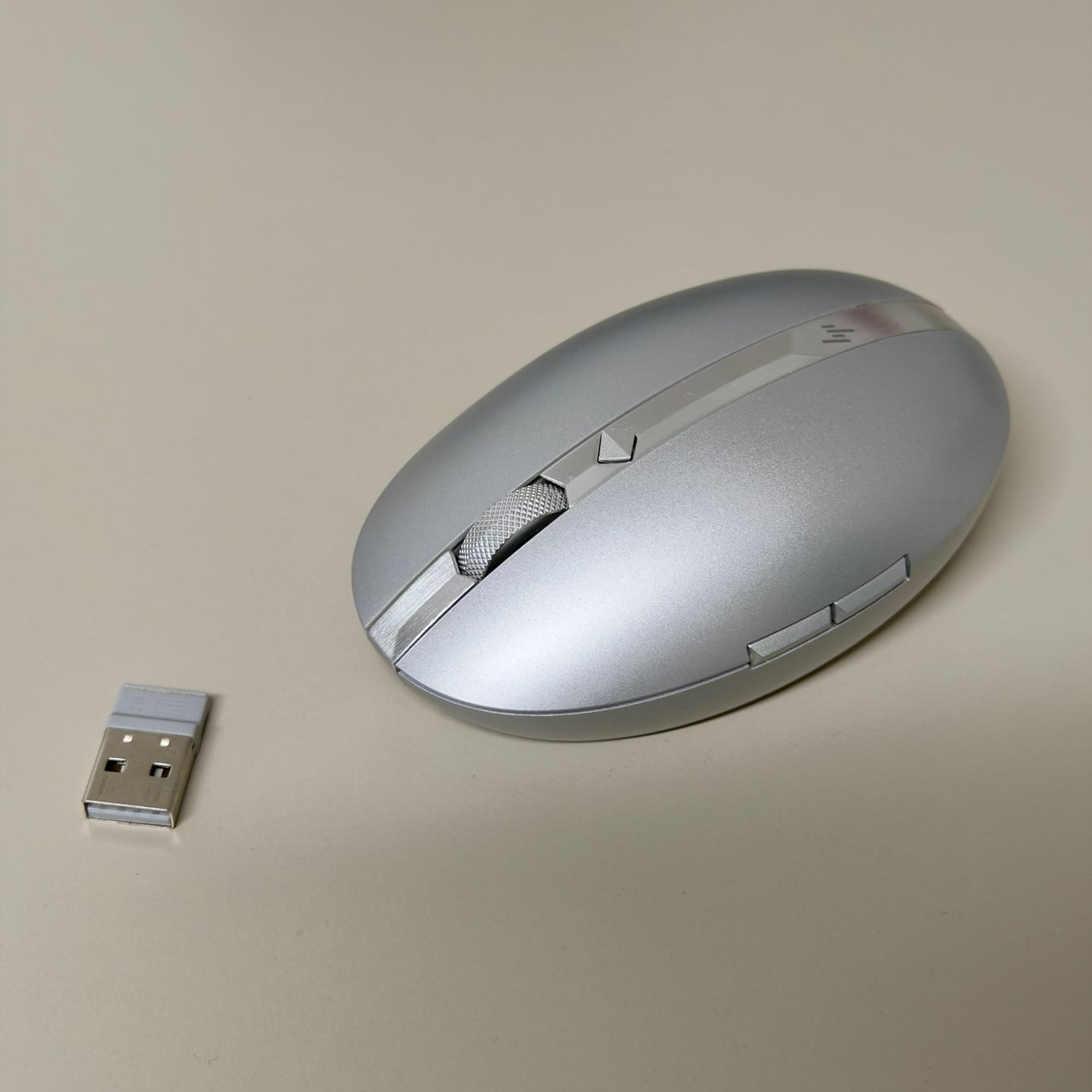 Hewlett Packard Maus: HP Spectre 700 Maus – Neu (gemäss Beschreibung) aus Wölflinswil von sir_w9lr