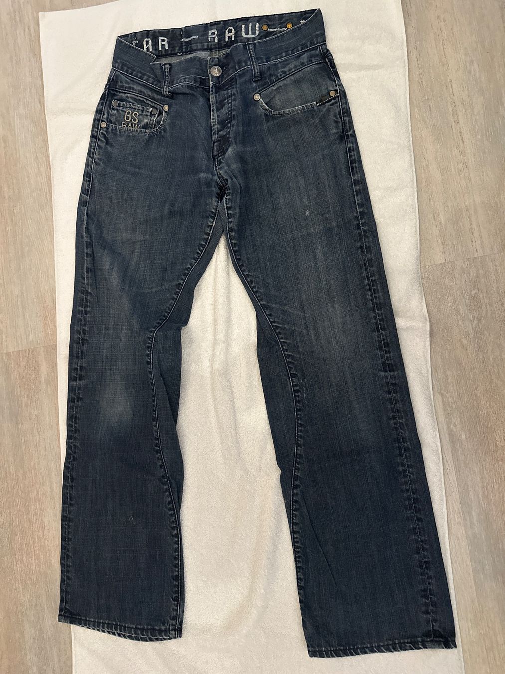 G-Star Jeans: G-Star Raw Herren-Jeans, Grösse 30/32 – Usato da Steinhausen venduto da Murano8