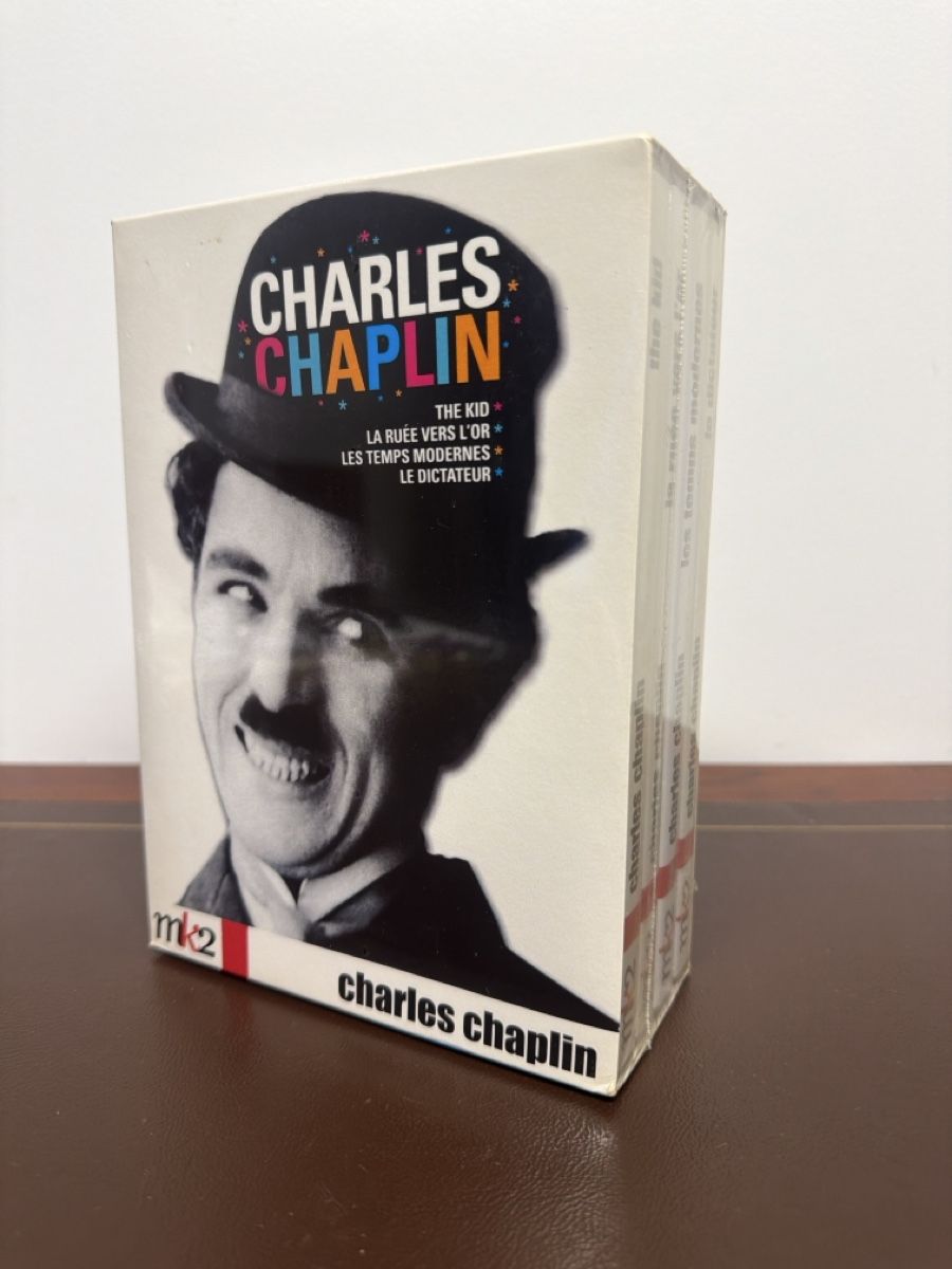 Cassapanche: Charles Chaplin, coffret 4 DVD, neuf – Nuovo e nell'imballaggio originale da Bôle venduto da K200C