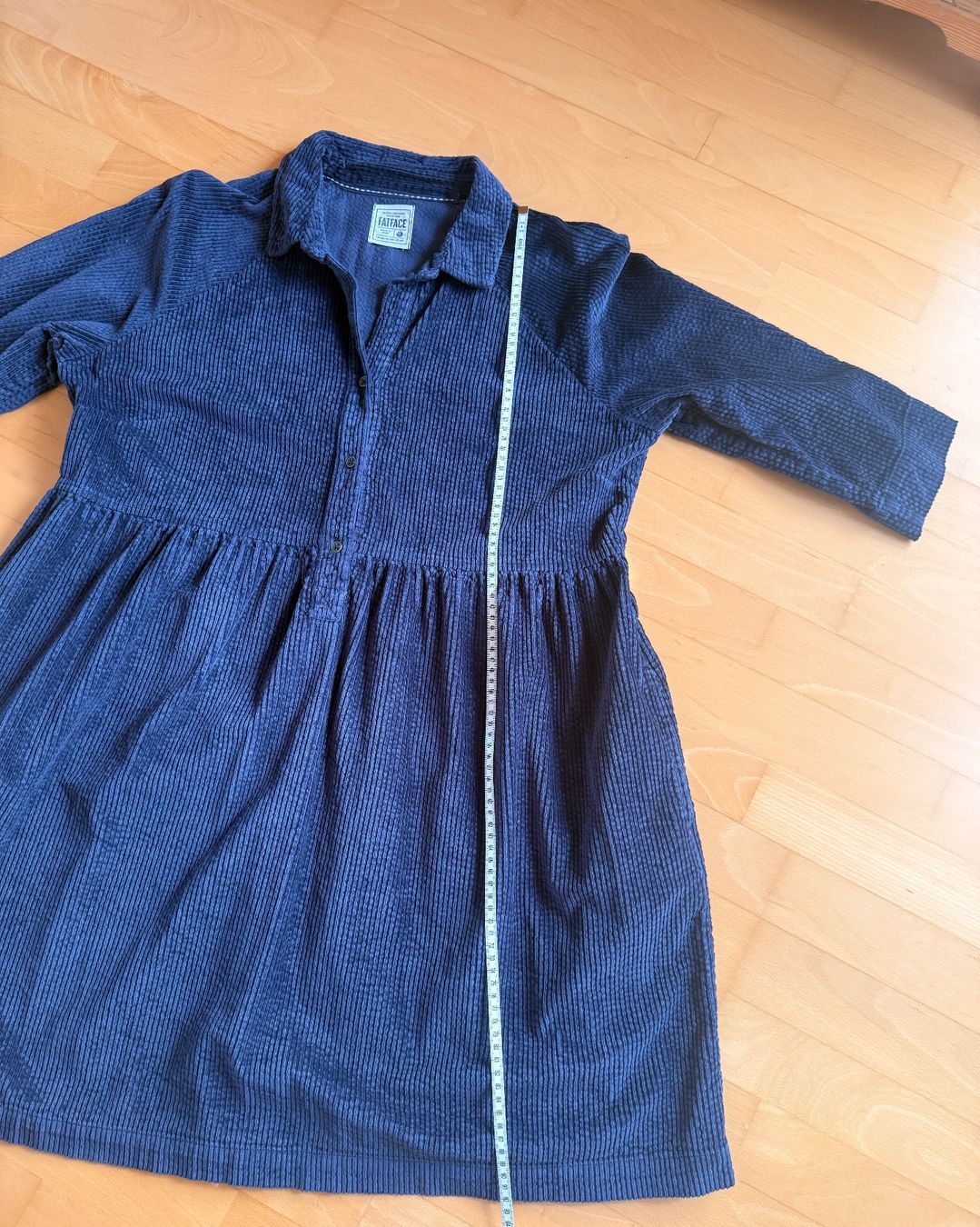 Vestiti: Cord Kleid – Usato da Mastrils venduto da Laura8sevilla 4