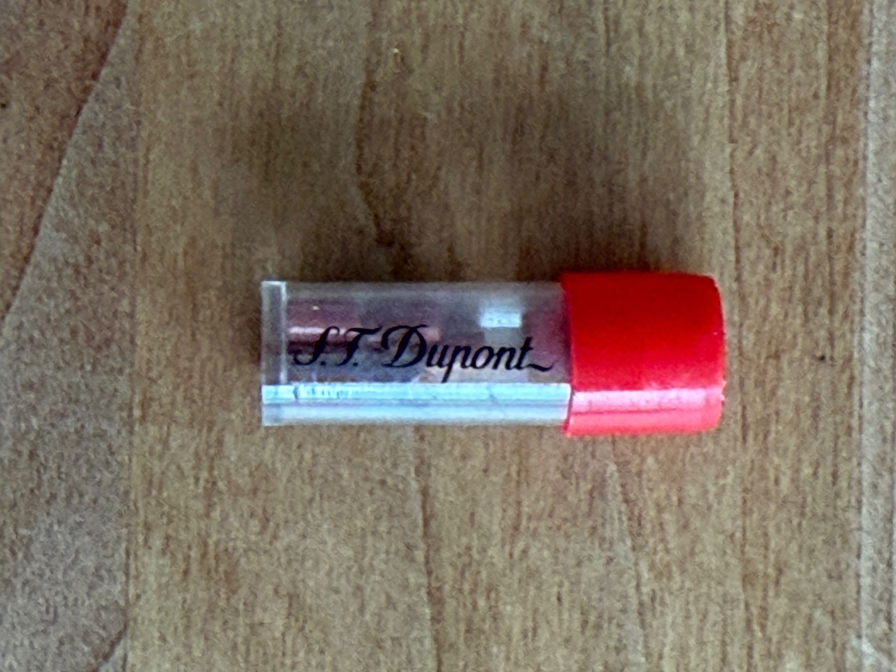 Dupont Accendini: S.T. DUPONT Feuerzeug Flint oder Feuerstein rot 900651 – Nuovo e nell'imballaggio originale da Embrach venduto da watchesandlighters 2