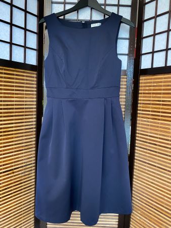 ALLES ab 5 bis 30 Fr. Kleid Marie Lund