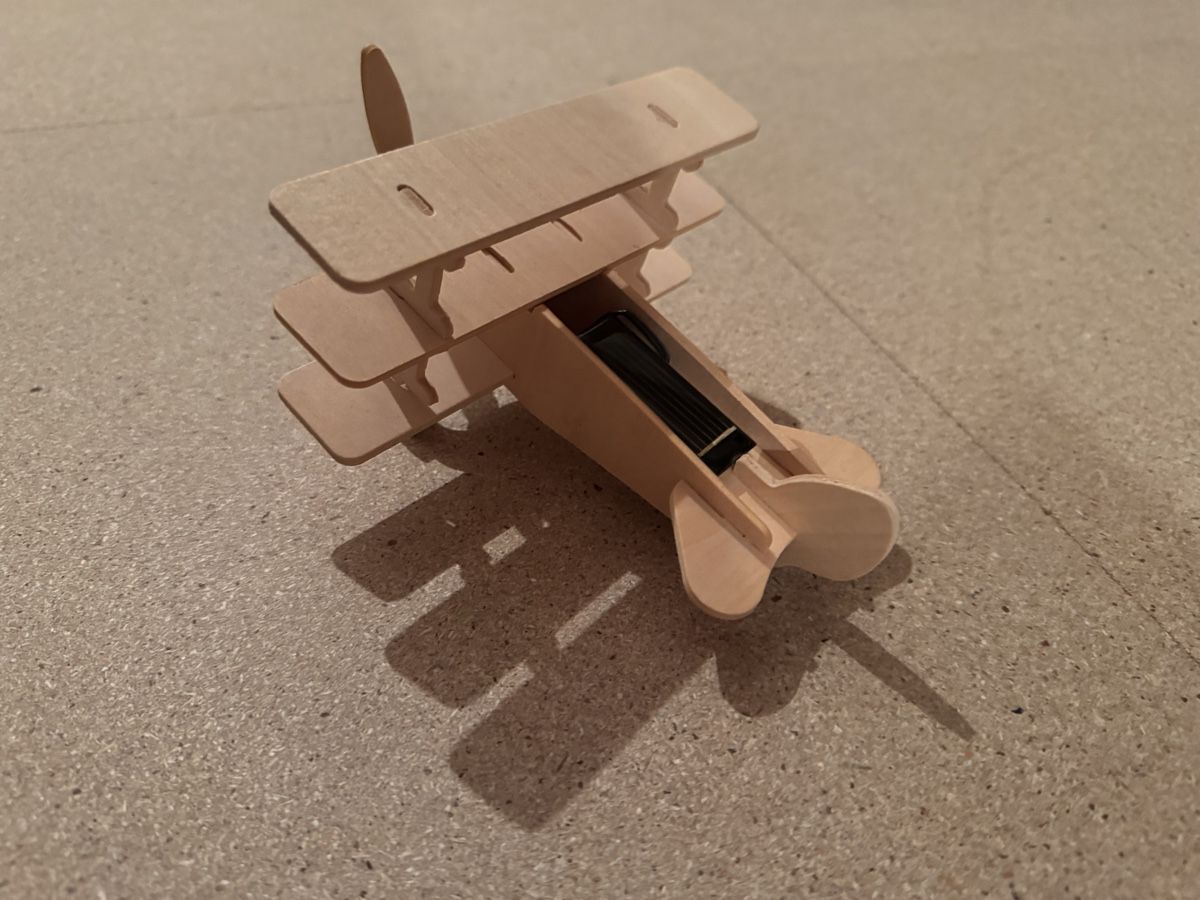 Giocattoli: Solarflugzeug aus Holz – Usato da Reichenburg venduto da Noele123 2