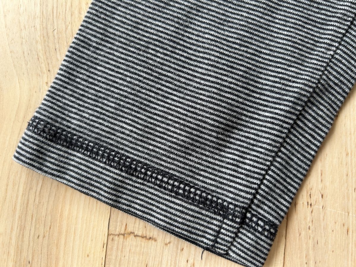 Maglioni & Felpe: Langarmshirt, schwarz-grau gestreift, Grösse 176 / Grösse S – Usato da St. Urban venduto da uschi73 4