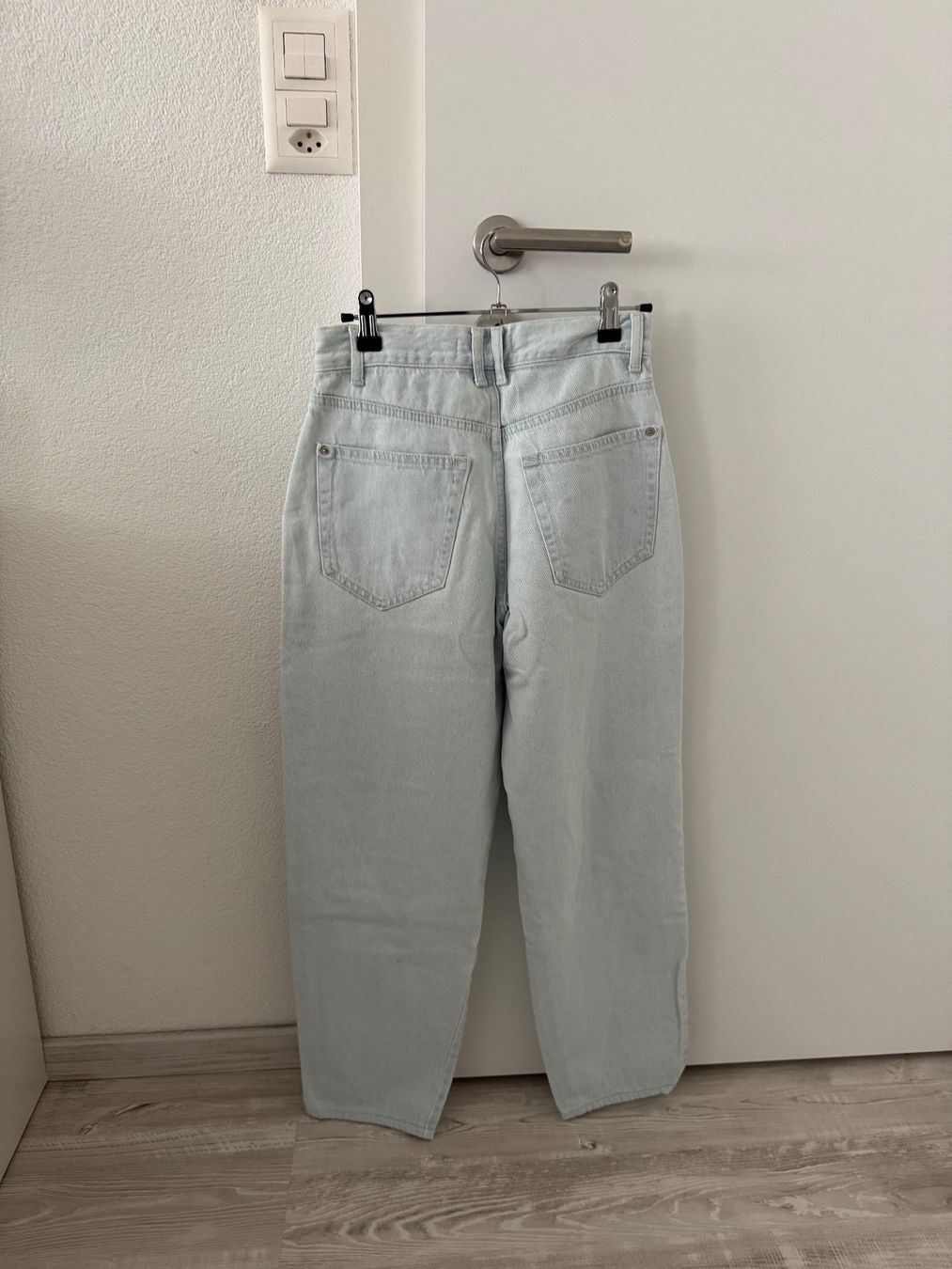 Pull&Bear Jeans: Jean vintage/déchiré Pull&Bear – Usato da Court venduto da mae_pl7l 2