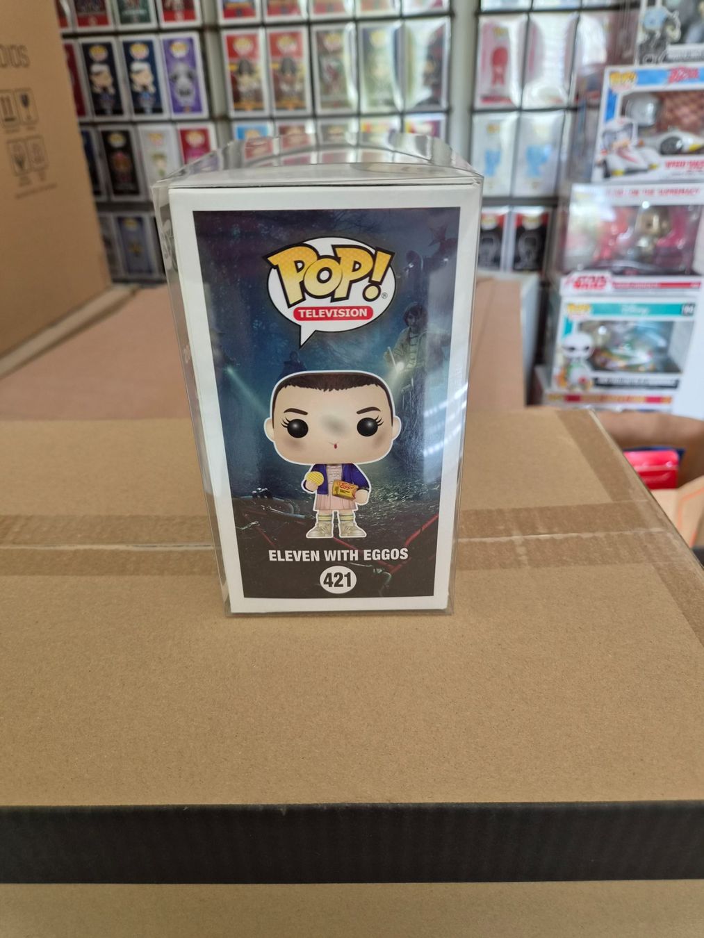 Funko Statuette: Funko Pop Eleven #421 Stranger Things Chase – Nuovo e nell'imballaggio originale da Sisseln AG venduto da schenk-figuren 3