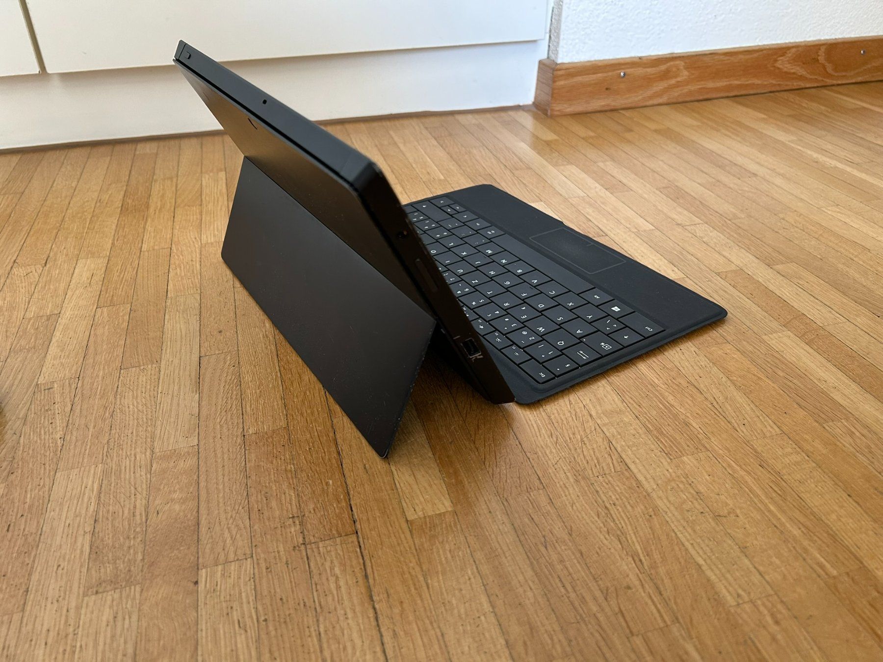 Microsoft Notebook: schönes Surface Pro 2 – Usato da Zürich venduto da Contabolo 4