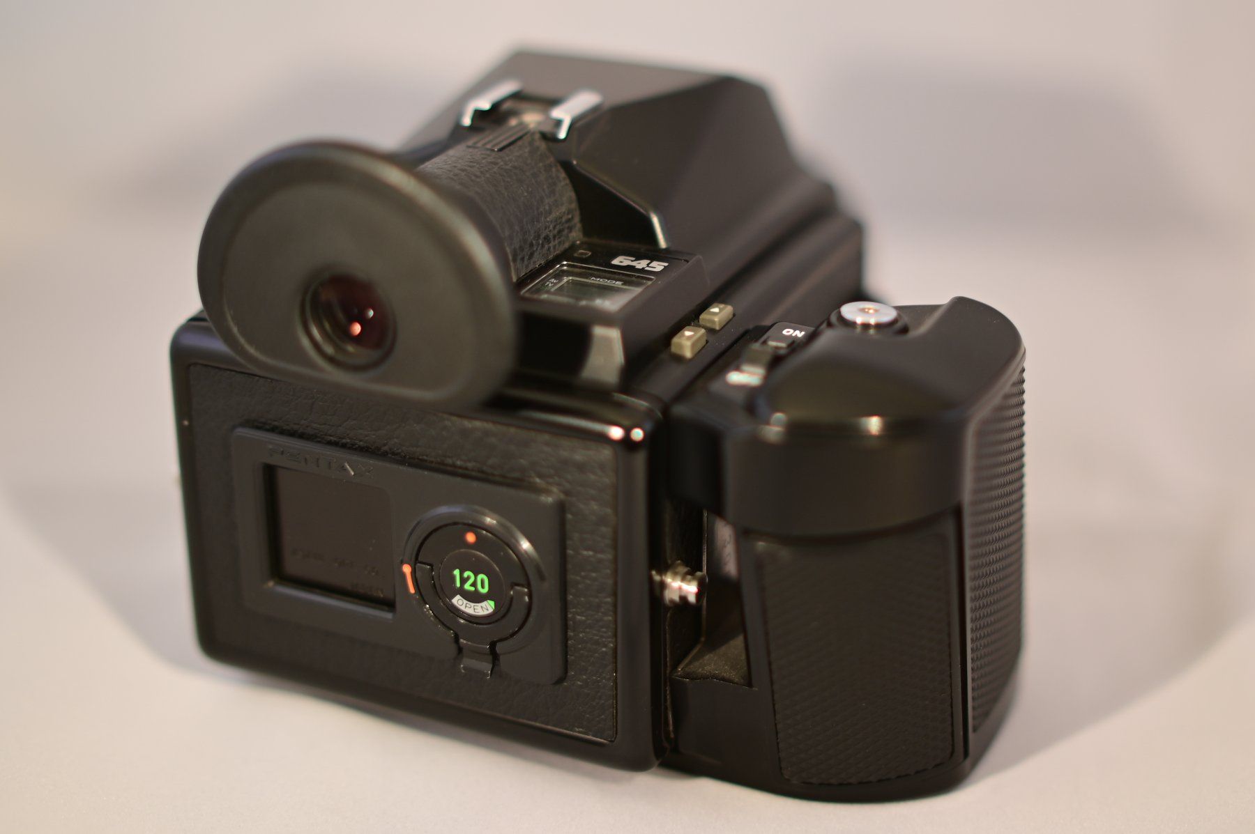Pentax Appareil photo: Pentax 645 – D'occasion à Uster par Stoessda 2