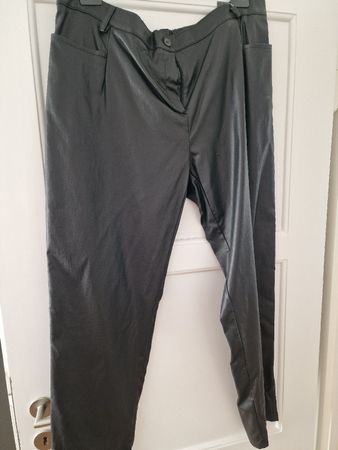 ONE O ONE Hose, Schwarz Glänzend, Grösse 46 Neuwertig!