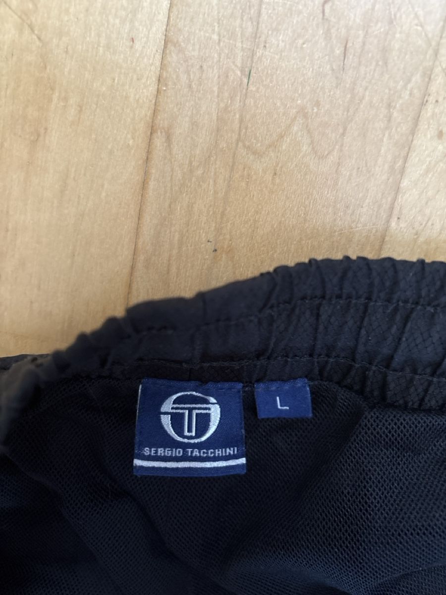 Pantalons: Sergio Tacchini Trainerhose grösse M – D'occasion à Muttenz par ben_wb75 2