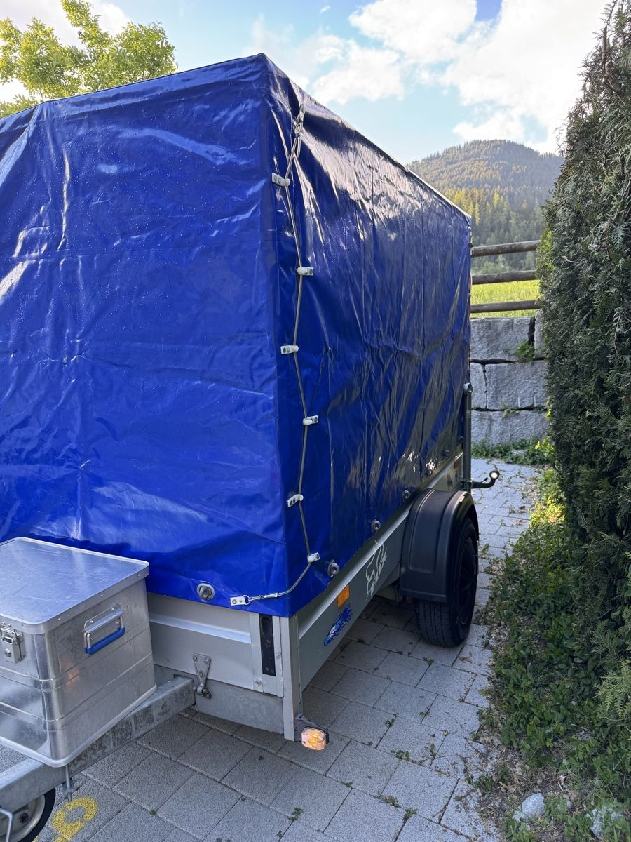 Humbaur Remorques: Anhänger  humbaur h1300kg frisch mfk – D'occasion à schluein par patisaxo 1