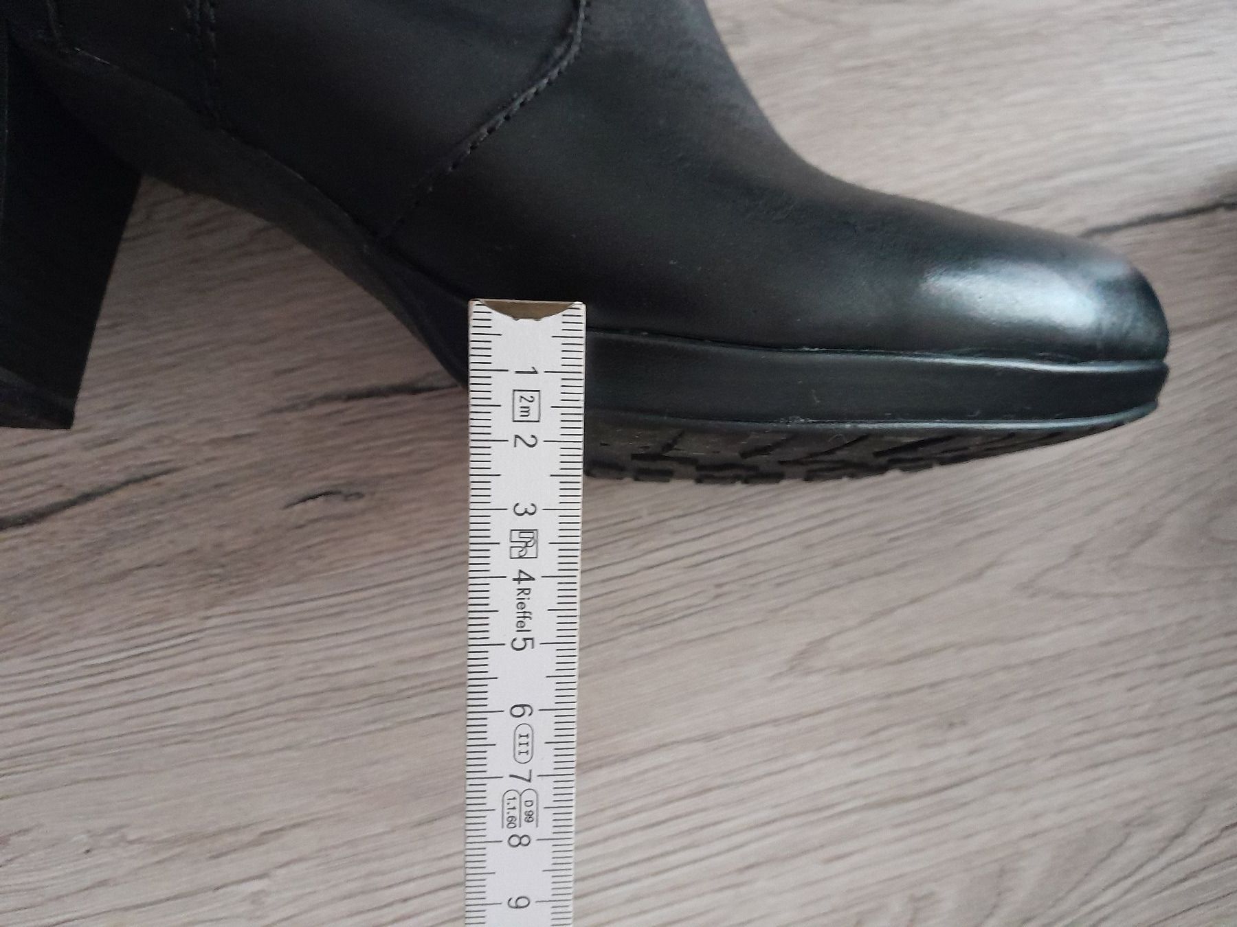 Damenschuhe: Lederstiefel Damen schwarz – Gebraucht aus Zürich von Sustainability 7