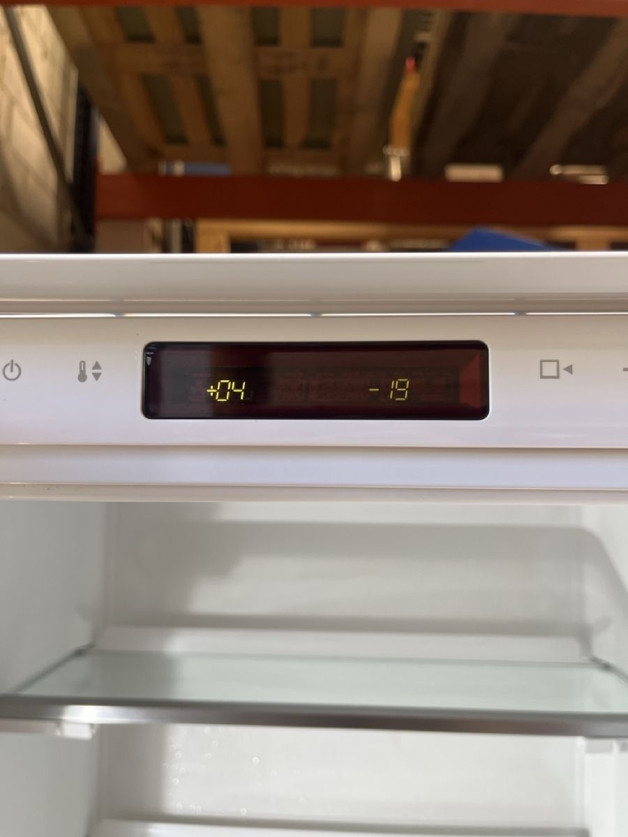 V-Zug Frigoriferi: V ZUG Kühlschrank  – Usato da Winterthur venduto da ReUse_Baumarkt 2