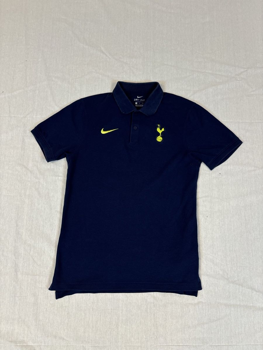 Nike Magliette Polo: Nike Poloshirt Tottenham Hotspur – Nuovo (secondo la descrizione) da Lindau venduto da KT_Vintage