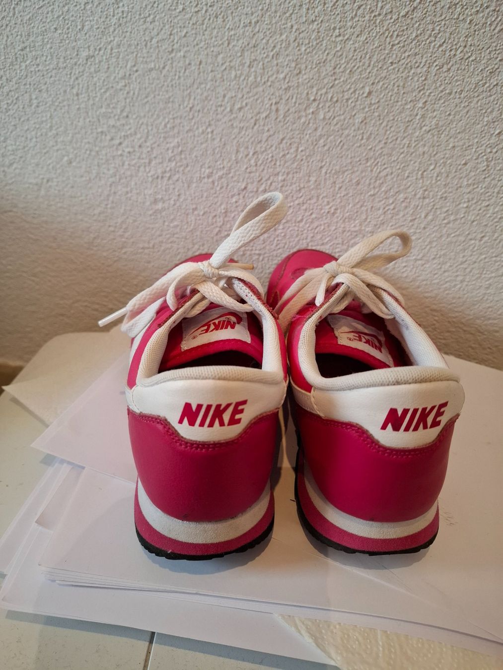 Nike Scarpe da donna: Nike Sneaker, pink, Gr. 37,5 – Usato da Dornach venduto da shoe-lina 2