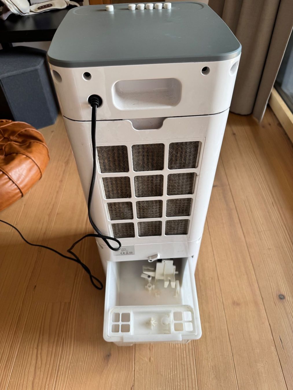 Frigoriferi & Refrigeratori: Portable Air Cooler with water level indicator – Usato da Oberägeri venduto da aka_skz8 4