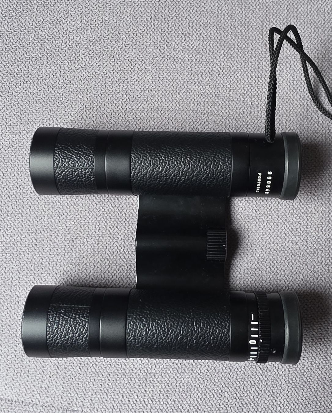Leica Binocoli: Leitz Trinovid 10x22 C Fernglas – Usato da Bern venduto da Kocholo 3
