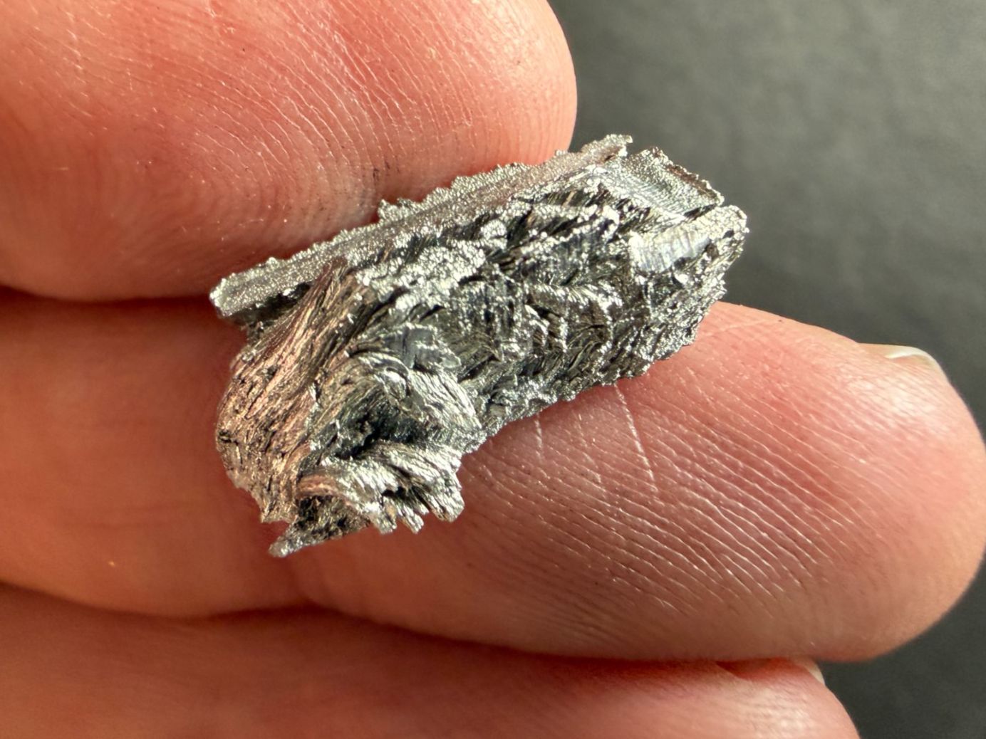Metalli preziosi: Schönes Stück des Elementes Thullium, 5,77 g – Usato da Lützelflüh-Goldb venduto da Elementis