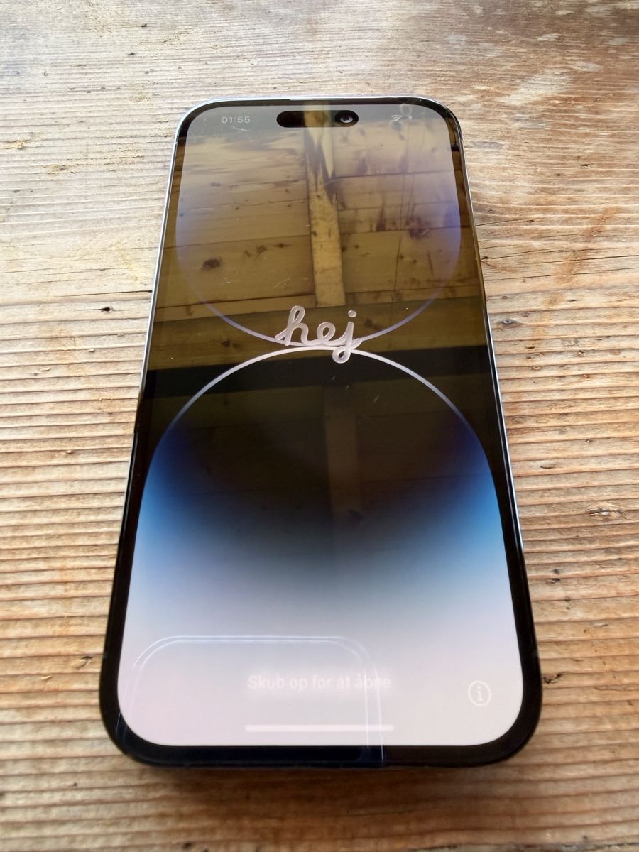 Apple Telefoni cellulari / Smartphones: iPhone 14 Pro, Space Black, 256GB – Usato da Klosters venduto da SNKRSNSTUFF 1
