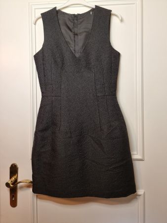 Schwarzes Damenkleid, Gr. 38, elegant