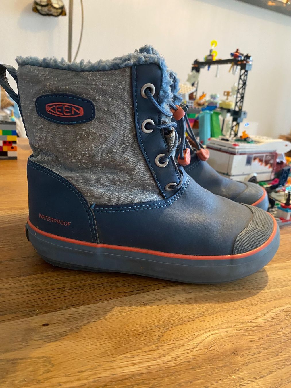 Keen Schuhe für Jungen: Winterstiefel von KEEN, Gr. 31 – Gebraucht aus Bassersdorf von och_928l