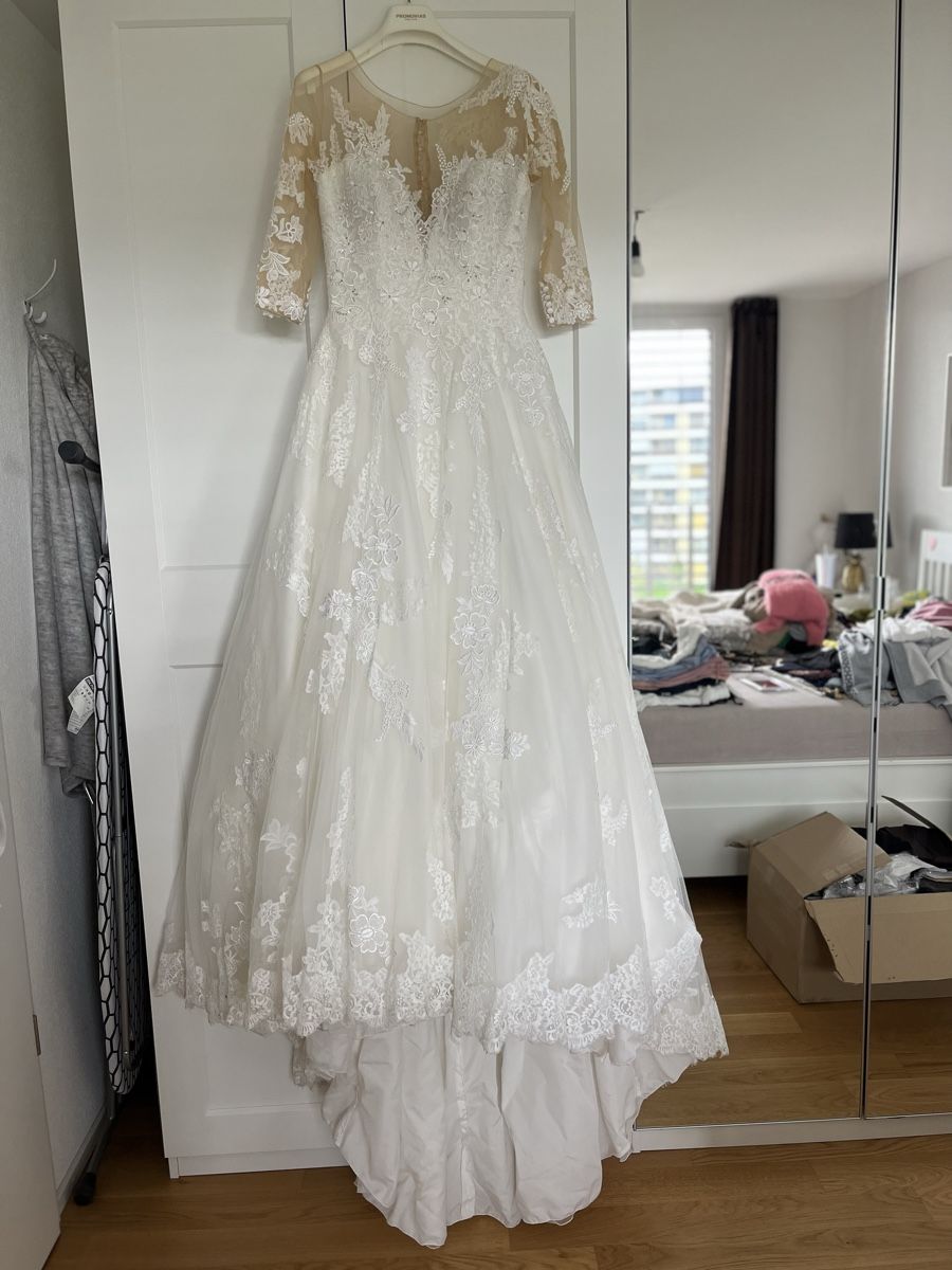 Pronovias Vestiti: Robe de mariée Pronovias off white – Usato da Bussigny venduto da LabiZaule 4