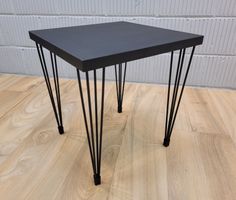 XCOL Denmark Hairpin Side-Table, Pin-Age Beistelltisch