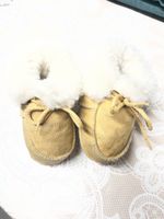 Baby Hausschuhe/ Lammfellfinkli Grösse 18 Beige gebraucht