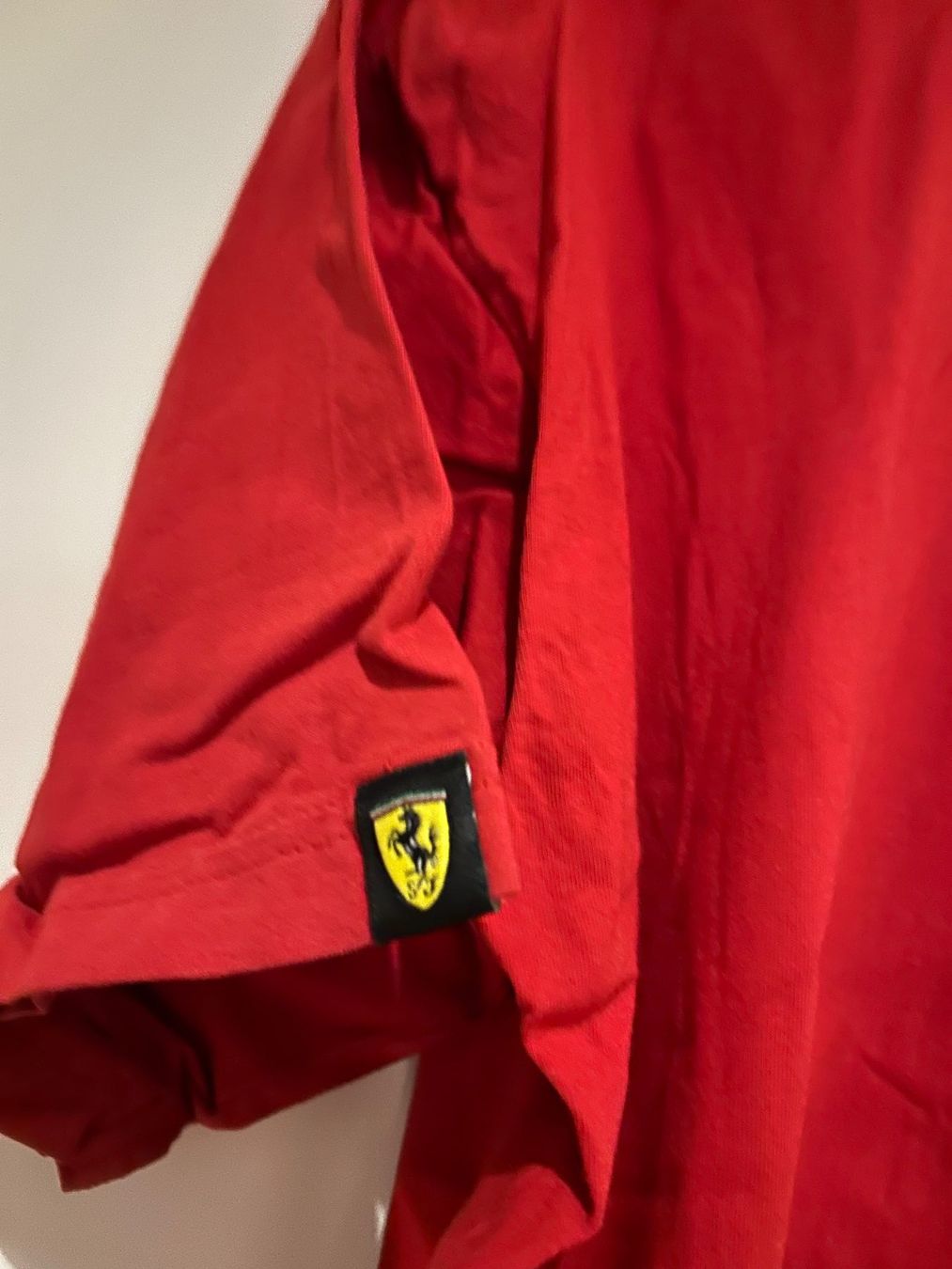 Ferrari T-shirt: Ferrari Tshirt L – Usato da Zumikon venduto da Uranus88
