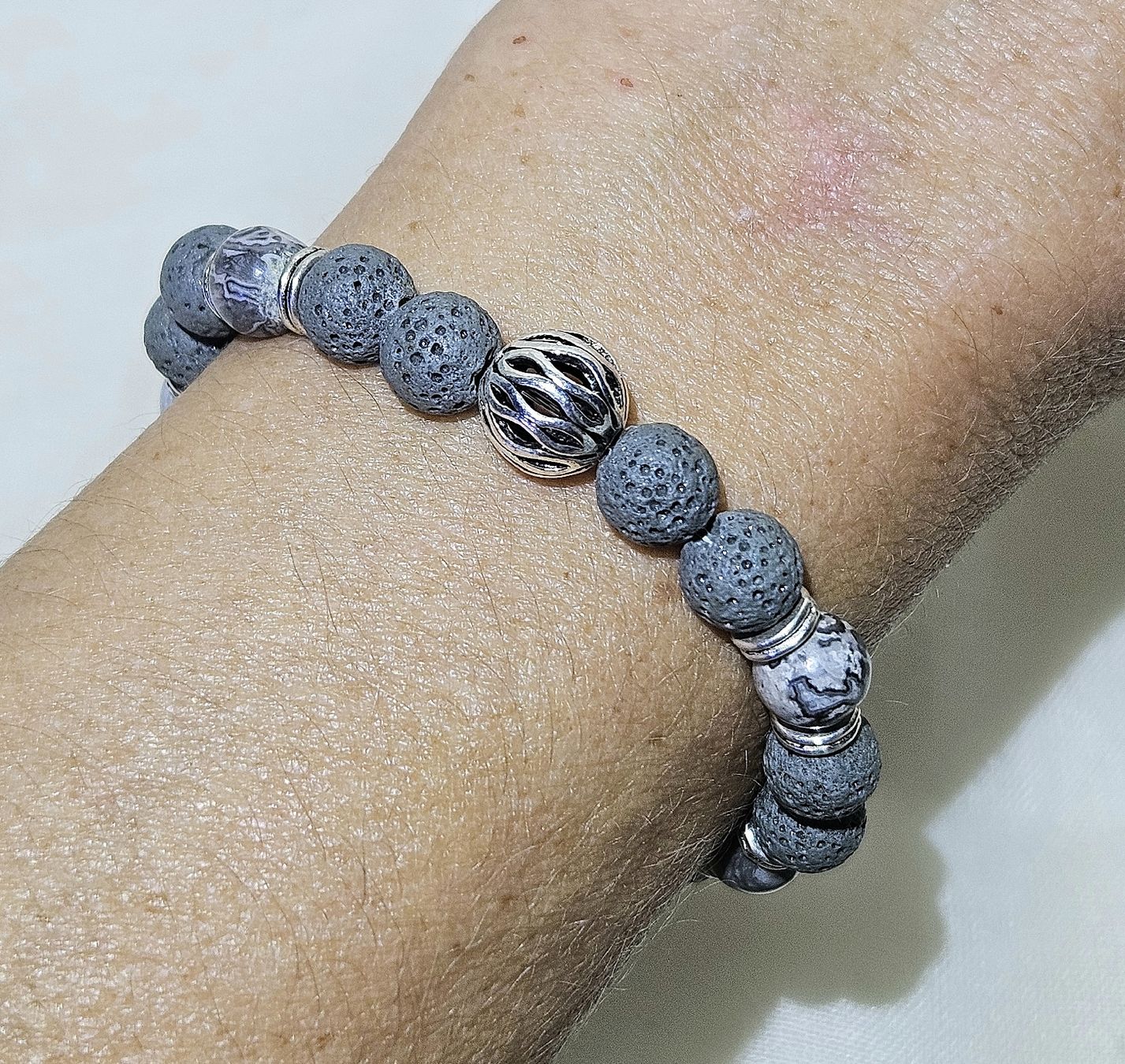 Bracciali & Braccialetti: graue Lavastein-Mix Armk. - Spendenaktion – Nuovo (secondo la descrizione) da Unterkulm venduto da Nachtigall 1