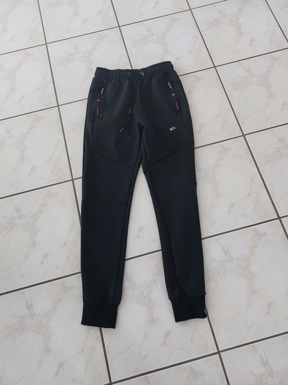 Hosen: Trainerhose Gr. S – Gebraucht aus Schmitten von JasiStern