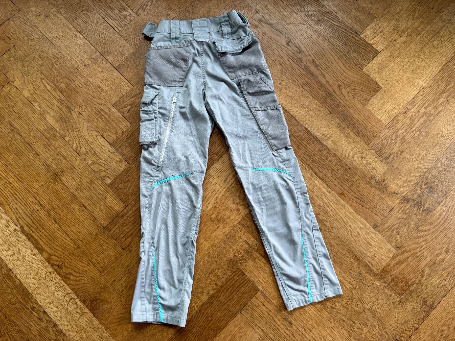 Engelbert Strauss Pantaloni: Engelbert Strauss Grösse 32 Hose motion Damen – Usato da Ennetbaden venduto da mapa05 7