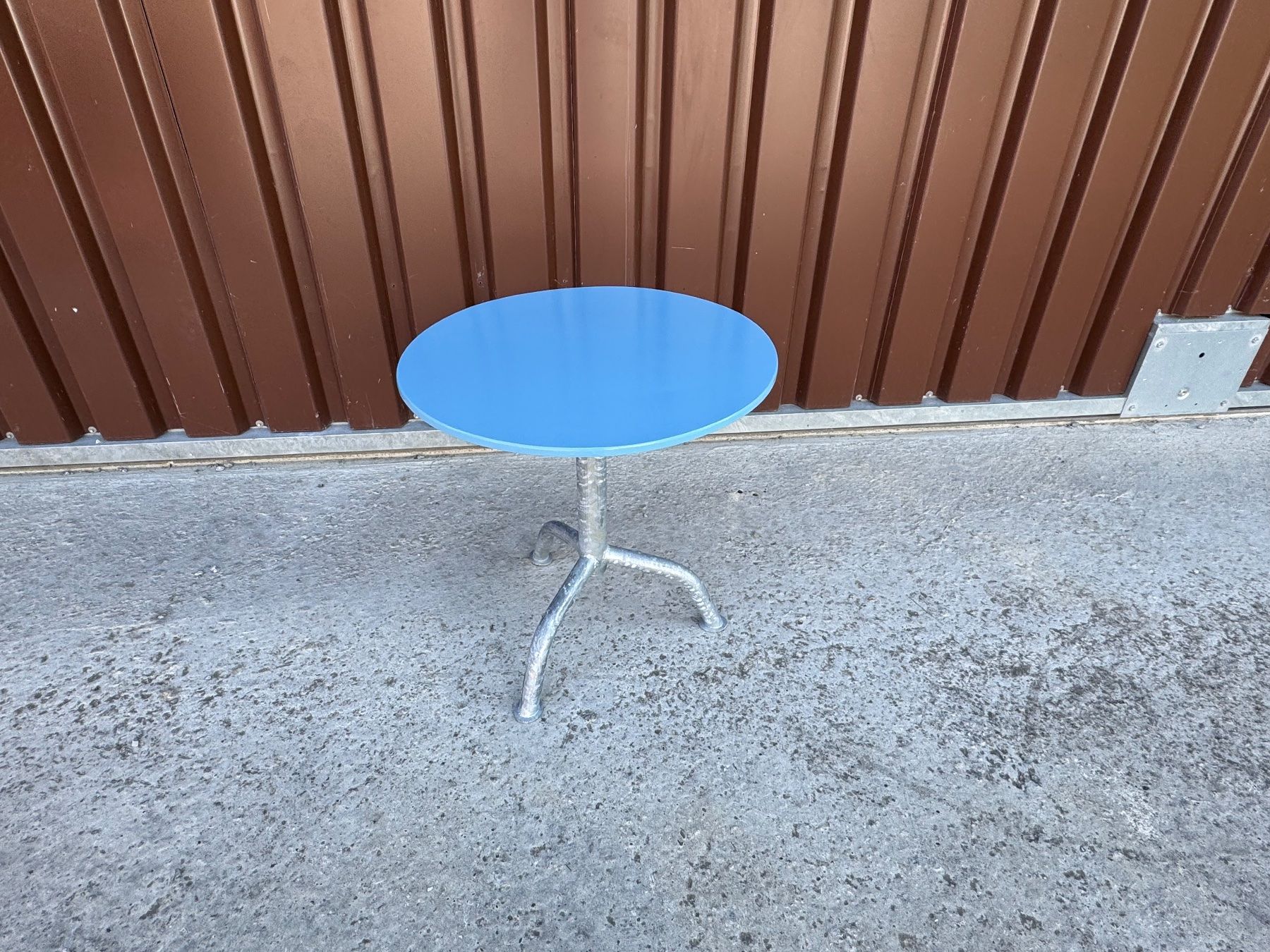 Tavoli: Lounge Gartentisch kipbar – Usato da Buch am Irchel venduto da alinea11