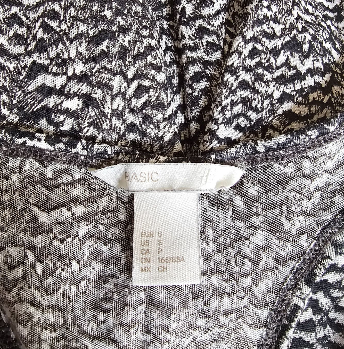H&M Top: Top Gr. S Schwarz Weiss gemustert H&M – Usato da Füllinsdorf venduto da Sunnebliemli7 3